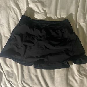 black lululemon skirt!